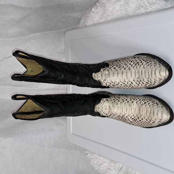 Python Skin Boots - Picture 2 of 8